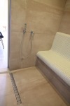 parní sauna s vyhřívanou lavicí a oplachem parní sauna s vyhřívanou lavicí a oplachem