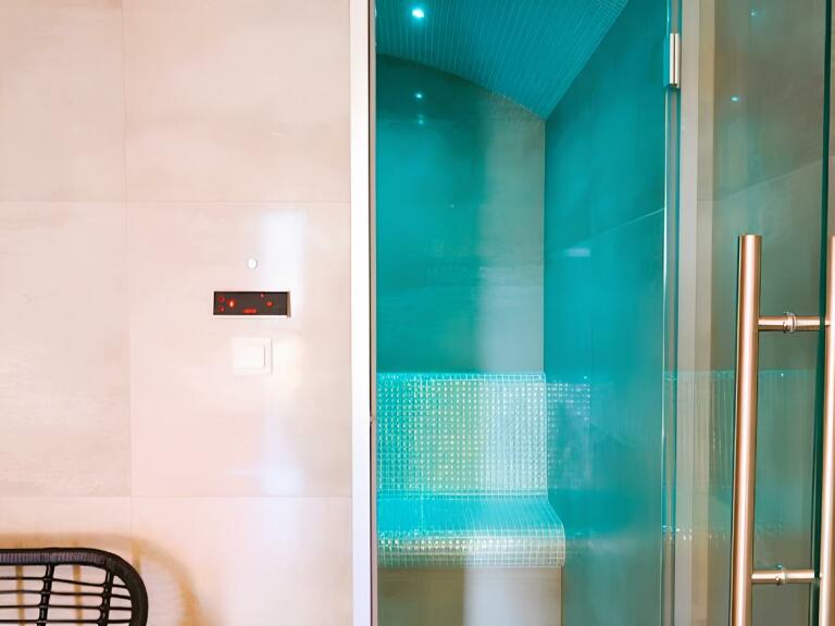 parní sauna s oplachem (6) parní sauna s oplachem (6)