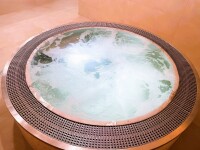 Nerezová vířivka přeliv wellness kulatá Nerezová vířivka přeliv wellness kulatá